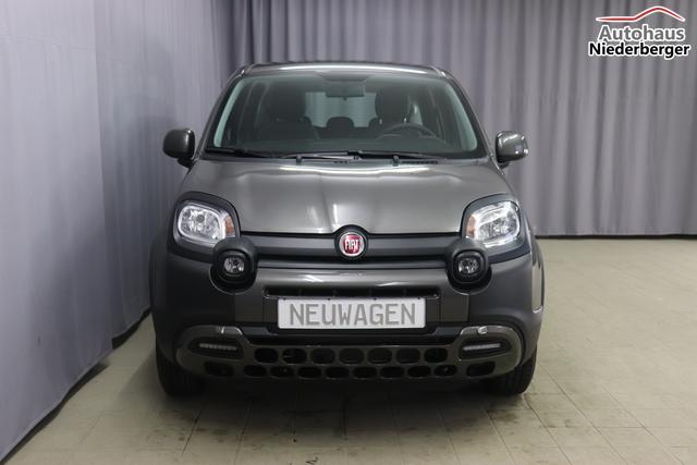 Fiat Panda Cross MY22 City Plus Hybrid 1.0 GSE 51kW (70PS)581 - Colosseo Grau Metallic 138 - Stoff Schwarz, Kontrastfarbe Grau 581 Colosseo Grau Metallic