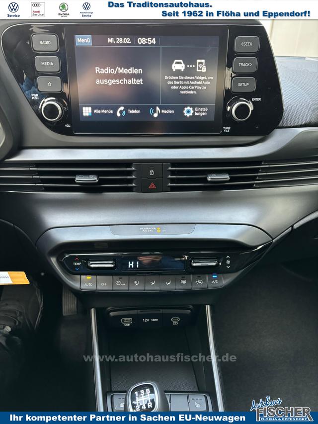 Hyundai i20 N-Line+ 1.0 T-GDI 100PS, 5 Jahre Garantie, 17" Alufelgen, FULL-LED-Scheinwerfer, Smart-Key, Winter-Paket, NAVIGATION 10,25", Klimaautomatik, Parksensoren hinten, Rückfahrkamera, Abgedunkelte Scheiben, Alarm, Lederlenkrad, Tempomat, Armlehne vorne, Reserverad 