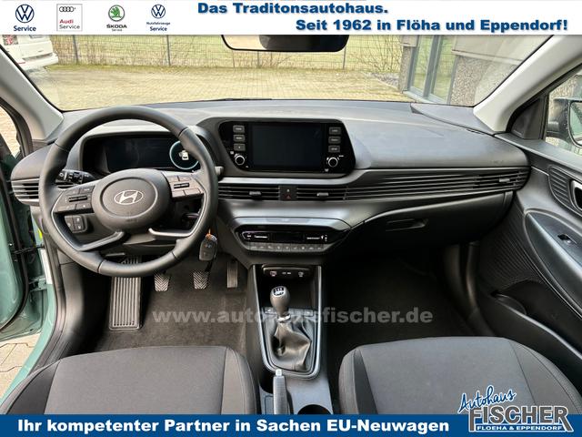 Hyundai i20 N-Line+ 1.0 T-GDI 100PS, 5 Jahre Garantie, 17" Alufelgen, FULL-LED-Scheinwerfer, Smart-Key, Winter-Paket, NAVIGATION 10,25", Klimaautomatik, Parksensoren hinten, Rückfahrkamera, Abgedunkelte Scheiben, Alarm, Lederlenkrad, Tempomat, Armlehne vorne, Reserverad 