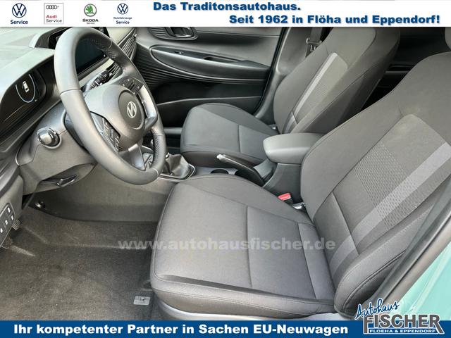 Hyundai i20 N-Line+ 1.0 T-GDI 100PS, 5 Jahre Garantie, 17" Alufelgen, FULL-LED-Scheinwerfer, Smart-Key, Winter-Paket, NAVIGATION 10,25", Klimaautomatik, Parksensoren hinten, Rückfahrkamera, Abgedunkelte Scheiben, Alarm, Lederlenkrad, Tempomat, Armlehne vorne, Reserverad 