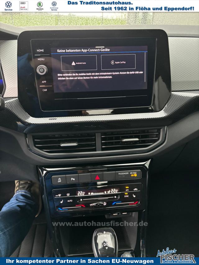 Volkswagen T-Cross Limited 1.0 TSI 95PS, 17"Alu, Rückfahrkamera, Keyless Access, Abgedunkelte Scheiben, Sicht-Paket, Metallic, Parksensoren vo/hi, LED-Scheinwerfer, Radio Composition 8", App-Connect, Klima, M-Lederlenkrad, Digitales Cockpit, Dachreling 