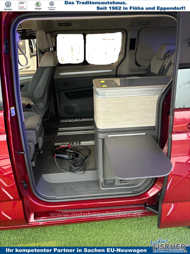 Volkswagen T7 California Beach Camper 1.5 eHybrid (Plug-In-Hybrid) 245PS ALLRAD DSG (AUTOMATIK), 17" Alu, Mini-Küche, Privacy-Glas, Aufstelldach, Klimaanlage, Parksensoren vorne und hinten, Digital Cockpit Pro, Radio Ready2Discover 10" + Wireless App-Connect, Tempomat, LED-Scheinwerfer, M-Le 
