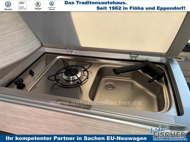 Volkswagen T7 California Beach Camper 1.5 eHybrid (Plug-In-Hybrid) 245PS ALLRAD DSG (AUTOMATIK), 17" Alu, Mini-Küche, Privacy-Glas, Aufstelldach, Klimaanlage, Parksensoren vorne und hinten, Digital Cockpit Pro, Radio Ready2Discover 10" + Wireless App-Connect, Tempomat, LED-Scheinwerfer, M-Le 