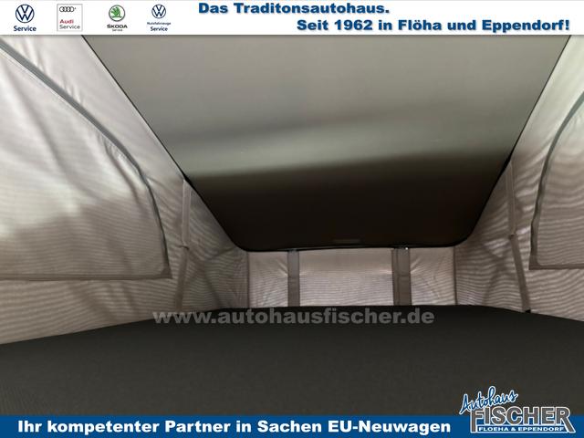 Volkswagen T7 California Beach Tour 2.0 TSI 204PS DSG, 5 Sitzer + 4 Schlafplätze, 17" Alu, Drehsitze vorn, Privacy-Glas, Technikbox 230V, Aufstelldach, Klima, Parksensoren, Radio Ready2Discover App-Connect, M-Lederlenkrad, Schiebetüre links/rechts, Digital Cockpit, ACC/Tempomat 