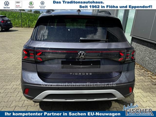 Volkswagen T-Cross LIFE 1.0 TSI 115PS DSG/AUTOMATIK, Grau-Metallic, Park Assist, Parksensoren v/h, R&uuml;ckfahrkamera, Privacy-Glas, Sitzheizung, Climatronic, IQ LIGHT MATRIX, Radio Ready2Discover+Wireless App-Connect, 17" Alu, KEYLESS, M-Lenkrad, ACC Tempomat, SIDE Travel 