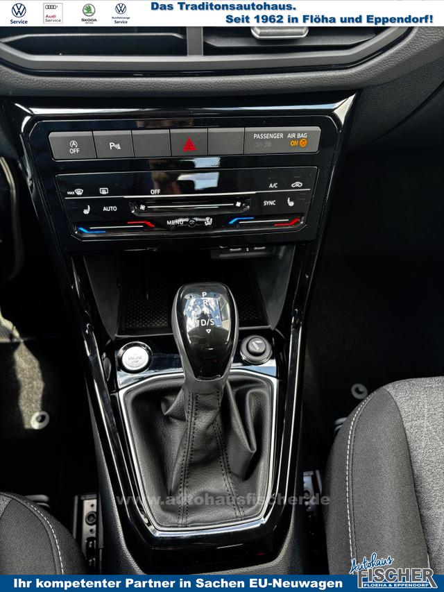 Volkswagen T-Cross LIFE 1.0 TSI 115PS DSG/AUTOMATIK, Grau-Metallic, Park Assist, Parksensoren v/h, R&uuml;ckfahrkamera, Privacy-Glas, Sitzheizung, Climatronic, IQ LIGHT MATRIX, Radio Ready2Discover+Wireless App-Connect, 17" Alu, KEYLESS, M-Lenkrad, ACC Tempomat, SIDE Travel 