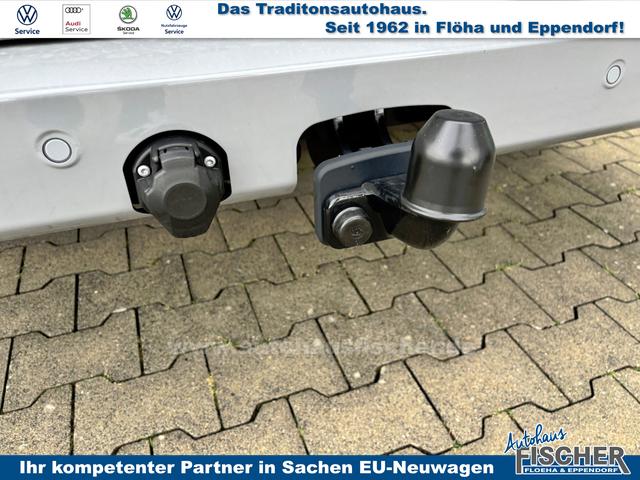 Volkswagen T7 Caravelle Style 2.0 TDI 110PS, LANGER RADSTAND, 8-Sitzer, 17" Alu, IQ.LIGHT MATRIX-LED, NAVIGATION 13", Kunstlederpolster + Sitzheizung, Schiebetüre links/rechts, Keyless, M-Lederlenkrad, 3-Zonen-Climatronic, Parksensoren vorn/hinten, Rückfahrkamera, Privacy-Glas 