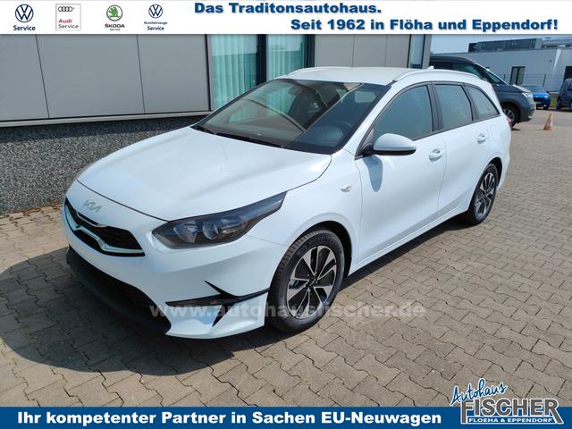 Kia Ceed Sportswagon - Spin 1.5 T-GDI 140PS 7DCT AUTOMATIK, Weiß, 16" Alu, Klimaanlage, Winter-Paket, Navi 10,25", Parksensoren hinten, Rückfahrkamera, Tempomat, Dachreling, Lederlenkrad