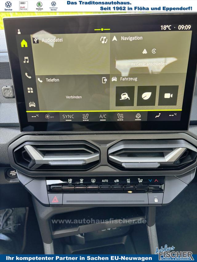 Dacia Bigster Essential 1.2 TCe 140 Mild-Hybrid (2), 17" Alufelgen, Klimaanlage, Radio 10", Parksensoren hinten, Rückfahrkamera, Tempomat, Lederlenkrad, Dachreling 