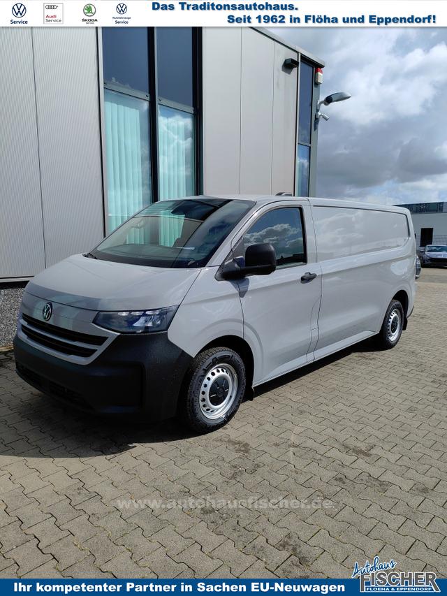 Volkswagen T7 Kastenwagen Basis 2.0 TDI 170PS AUTOMATIK LANG, Grau, HECKFLÜGELTÜREN, 2-Zonen-Klimautomatik, M-Lederlenkrad, Anhängerkupplung, Parksensoren vorn/hinten, Rückfahrkamera, Frontscheibe beheizbar, Ganzjahresreifen, Sitzpaket 46 (inkl. Sitzheizung), Reserverad, 70l Tank 