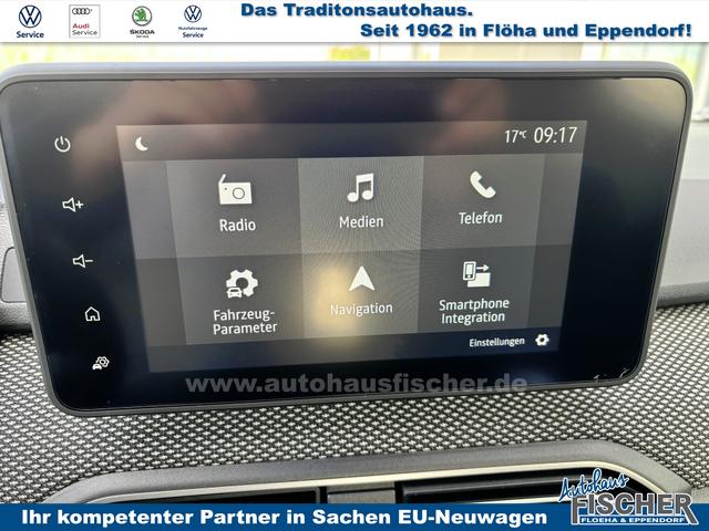Dacia Sandero Expression 1.0 ECO-G 100 BENZIN/LPG-GASANLAGE, Weiß, Klimaanlage, NAVIGATIONSSYSTEM 8", Parksensoren VORNE + HINTEN, RÜCKFAHRKAMERA, TOTER-WINKEL-WARNER, Nebelscheinwerfer, Tempomat, Lederlenkrad, Armlehne, Spiegel elektr. einstell-/beheizbar, ZV mit Fernbedienung 