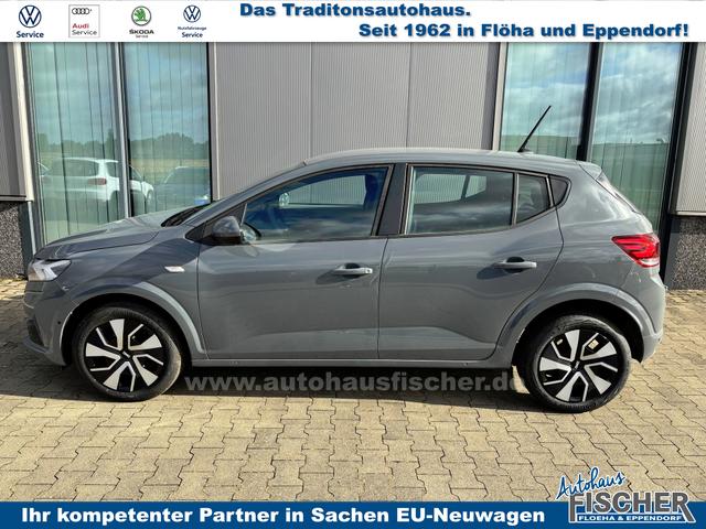 Dacia Sandero Expression 1.0 ECO-G 100 BENZIN/LPG-GASANLAGE, Weiß, Klimaanlage, NAVIGATIONSSYSTEM 8", Parksensoren VORNE + HINTEN, RÜCKFAHRKAMERA, TOTER-WINKEL-WARNER, Nebelscheinwerfer, Tempomat, Lederlenkrad, Armlehne, Spiegel elektr. einstell-/beheizbar, ZV mit Fernbedienung 