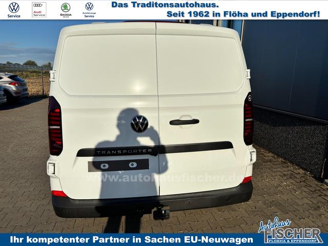 Volkswagen T7 Kastenwagen Basis 2.0 TDI 170PS AUTOMATIK LANG, Weiß, HECKFLÜGELTÜREN, 2-Zonen-Klimautomatik, M-Lederlenkrad, Anhängerkupplung, Parksensoren vorn/hinten, Rückfahrkamera, Frontscheibe beheizbar, Ganzjahresreifen, Sitzpaket 46 (inkl. Sitzheizung), Reserverad, 70l Tank 