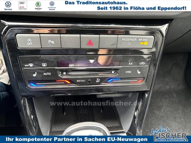 Volkswagen T-Cross Limited 1.0 TSI 115PS, 5 JAHRE GARANTIE, ANHÄNGERKUPPLUNG, NAVI 8", 17" Alu / Ganzjahresreifen, Climatronic, Sitzheizung, Parksensoren vo/hi + Kamera, Keyless, Privacy-Glas, Deep-Black Perleffekt, Dachreling, Sicht-Paket, Lendenwirbelstützen vorn 