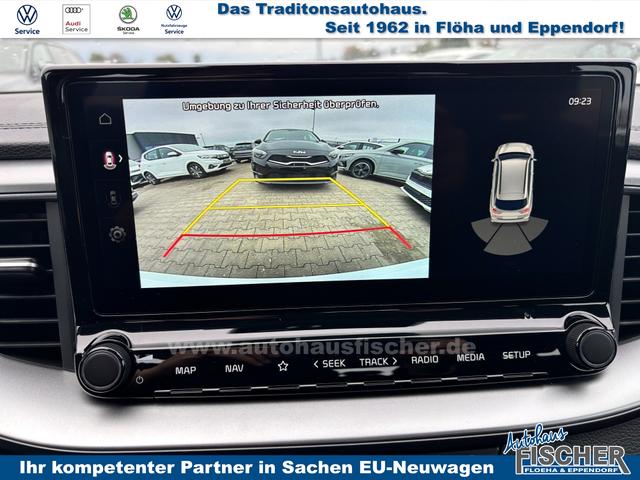 Kia Ceed Sportswagon Spin 1.5 T-GDI 140PS 7DCT AUTOMATIK, Weiß, 16" Alu, Klimaanlage, Winter-Paket, Navi 10,25", Parksensoren hinten, Rückfahrkamera, Tempomat, Dachreling, Lederlenkrad 
