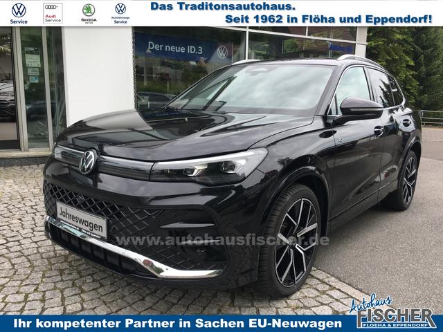 Volkswagen Tiguan - R-Line 1.5 eTSI DSG IQ.Light Sound Pano