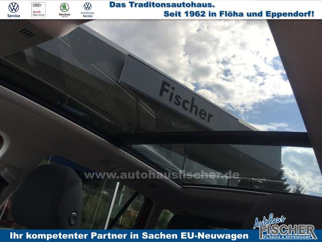 Volkswagen Golf Variant 1.5 eTSI DSG Style NAVI HUD PANO 