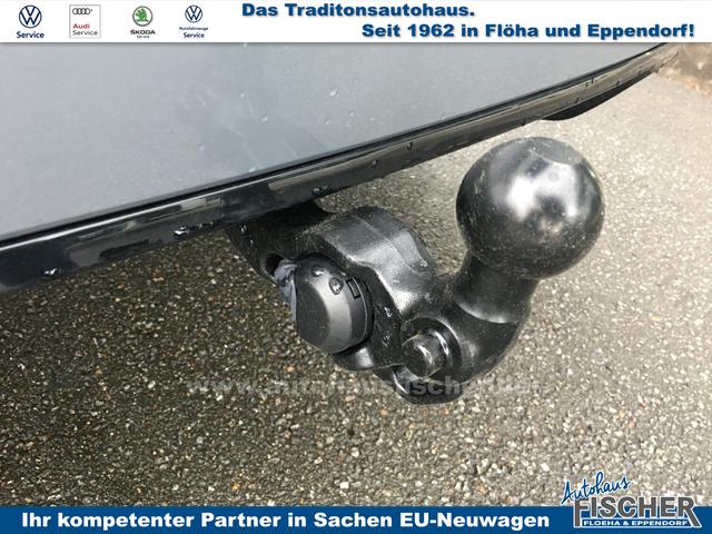 Volkswagen Golf Variant 1.5 eTSI DSG R-Line AHK Pano DCC Matrix Navi 