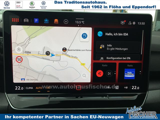 Volkswagen Golf Variant 1.5 eTSI DSG R-Line AHK Pano DCC Matrix Navi 