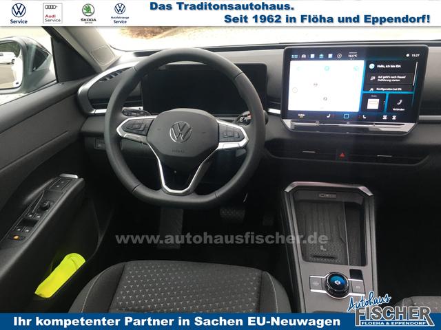 Volkswagen T-Roc LIFE neues Modell 1.5 eTSI DSG LED-Plus AHK Navi 