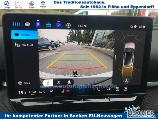 Volkswagen T-Roc LIFE neues Modell 1.5 eTSI DSG LED-Plus AHK Navi 