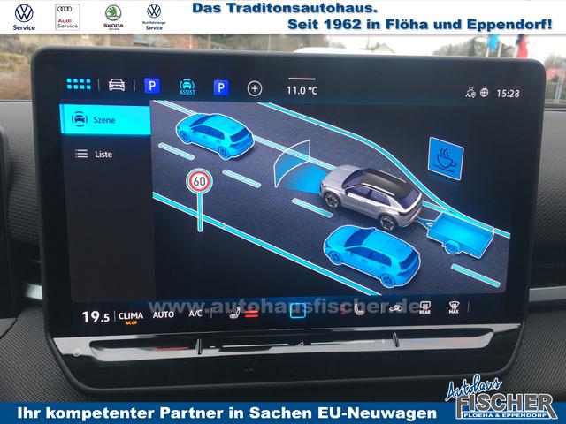 Volkswagen T-Roc LIFE neues Modell 1.5 eTSI DSG LED-Plus AHK Navi 