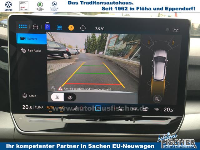 Volkswagen Golf VIII 1.5 TSI Life ACC ergo Massage PLA Side Assist 