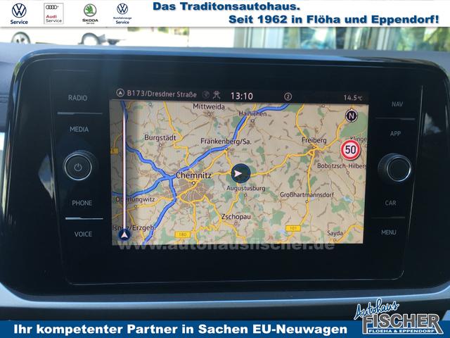 Volkswagen T-Roc LIFE 1.5 TSI DSG LED Navi AHK RFK Kessy 