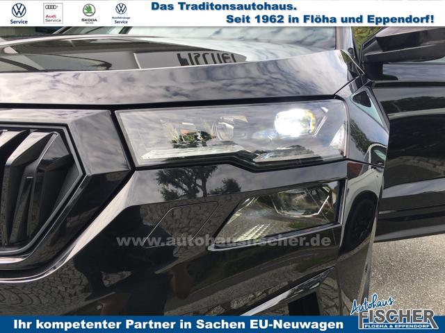 Skoda Karoq 1.5 TSI DSG Sportline AHK Canton AreaView Navi behWSS 