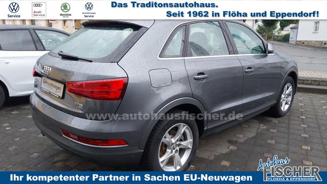 Audi Q3 sport 2.0 TFSI quattro s-tronic MMI Navi LED elektr.Heckklappe 