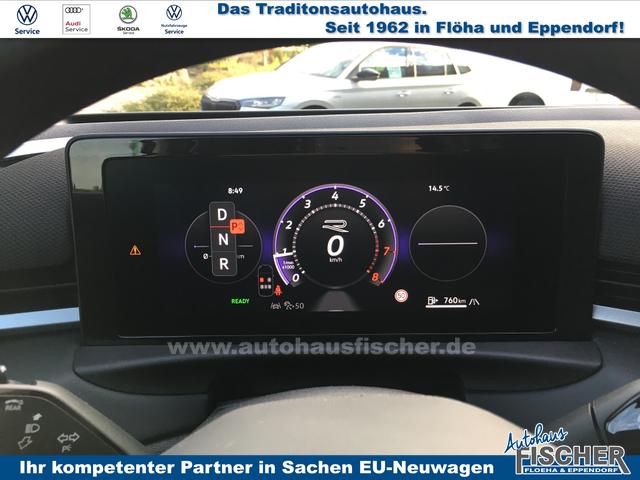 Volkswagen T-Roc 1.5 eTSI DSG R-Line Black-Style Matrix AHK HUD Sound 