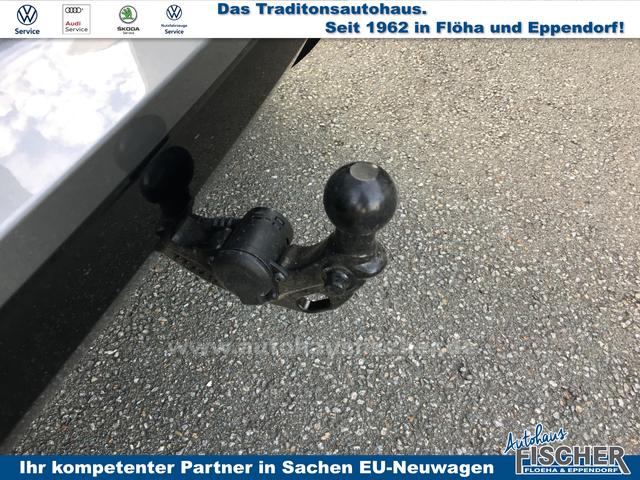 Volkswagen T-Roc 1.5 eTSI DSG R-Line Black-Style Matrix AHK HUD Sound 