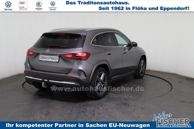 Mercedes-Benz GLA AMG Line 220 d 4MATIC *PANO*AHK*NAVI*LED*SHZ*PDC* 