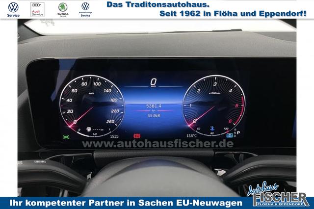 Mercedes-Benz GLA AMG Line 220 d 4MATIC *PANO*AHK*NAVI*LED*SHZ*PDC* 