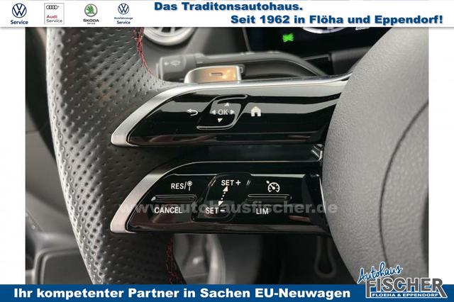 Mercedes-Benz GLA AMG Line 220 d 4MATIC *PANO*AHK*NAVI*LED*SHZ*PDC* 