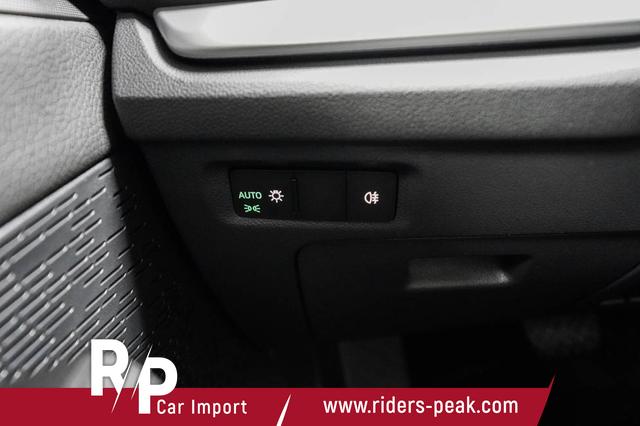 Skoda Octavia Combi Kombi 1,5 eTSI DSG mhev Selection -LAG. 