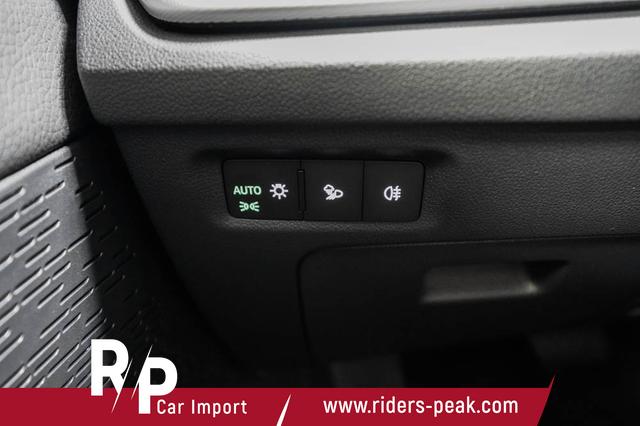 Skoda Octavia Combi Kombi 1,5 eTSI DSG mhev Selection -LAG. 