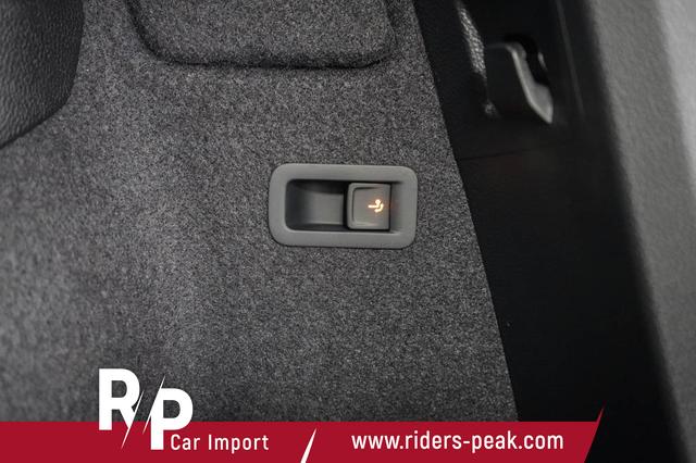 Skoda Karoq 2,0 TSI DSG 4x4 Sportline - LAGER 