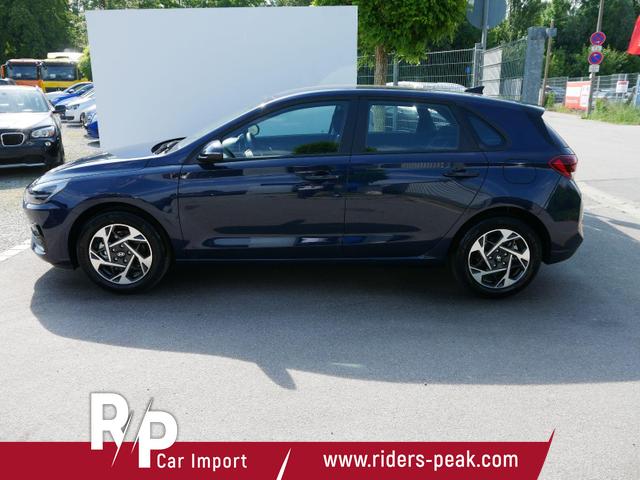 Hyundai i30 GO 1.0 T-GDi*NAVI*PDC*KAMERA*LED*ACC*SHZ*TEMPOMAT*KLIMAAUTOMATIK 