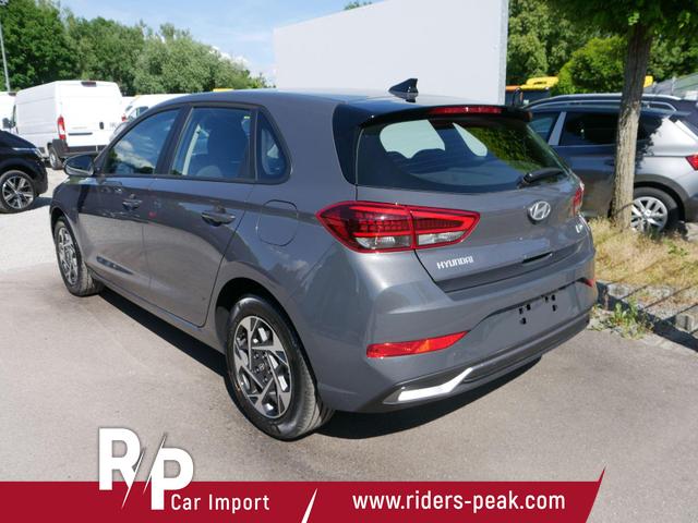 Hyundai i30 GO 1.0 T-GDi DCT*NAVI*PDC*KAMERA*LED*ACC*SHZ*TEMPOMAT*KLIMAAUTOMATIK 