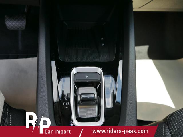 Skoda Octavia Combi Selection 2.0 TDI DSG Selection*PDC*LED*SHZ*NAVI*VIRTUALCOCKPIT*CARPLAY*KEYLESS-GO* 