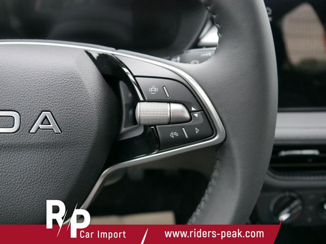 Skoda Fabia Selection 1.0 TSI *NAVI-ÜBER-SMARTLINK*LED*PDC-HI*SHZ*KLIMA*BLUETOOTH 