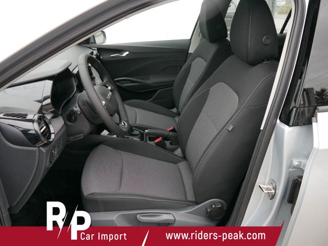 Skoda Fabia Selection 1.0 TSI *NAVI-ÜBER-SMARTLINK*LED*PDC-HI*SHZ*KLIMA*BLUETOOTH 