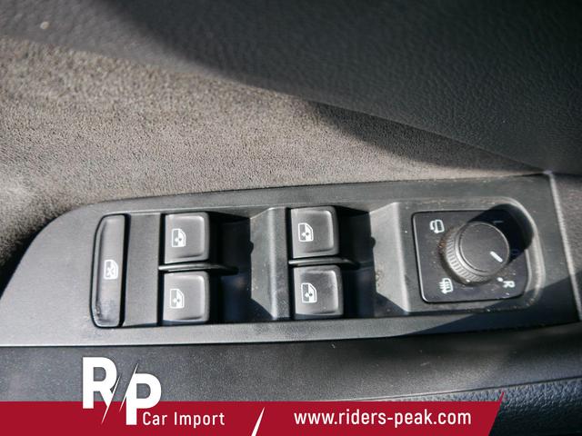 Skoda Kamiq Selection 1,5 TSI SELECTION*NAVI-ÜBER-SMARTLINK*PDC*KAMERA*LED*SHZ*TEMPOMAT 
