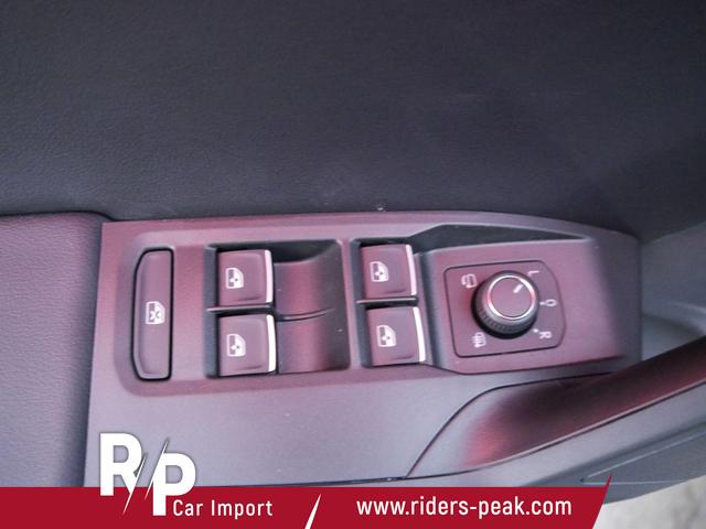 Seat Leon Sportstourer FR Kombi 2.0 TDI DSG*NAVI*ACC*PDC*5j-GARANTIE*LED*SHZ*TEMPOMAT*18-ZOLL*SOFORT-VERFÜGBAR 