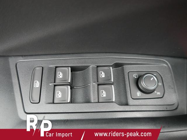 Volkswagen T-Roc Style Black 1,5 TSI DSG *ACC*NAVI*PDC*AHK*LED*KAMERA*TEMPOMAT*19-ZOLL 