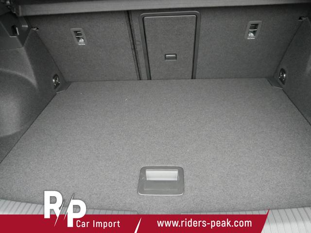 Volkswagen T-Roc Style 1,5 TSI DSG *ACC*NAVI*PDC*AHK*LED*KAMERA*TEMPOMAT*19-ZOLL 