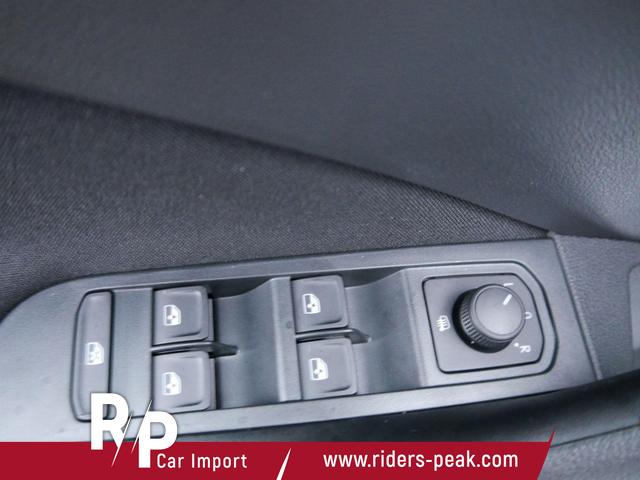 Skoda Kamiq Selection 1.5 TSI DSG*AHK-SCHWENKBAR*PDC-HI*LED*SHZ*TEMPOMAT*SMARTLINK 