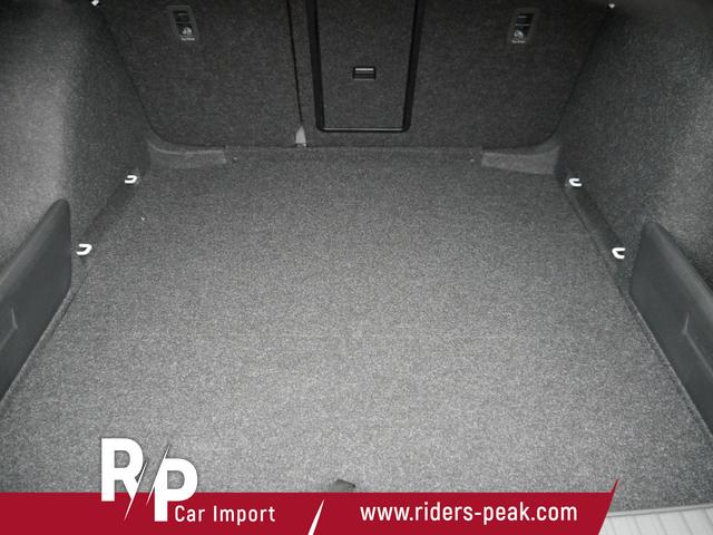 Skoda Octavia Combi Selection 2.0 TDI DSG Selection*PDC*LED*SHZ*TEMPOMAT*SMARTLINK*AHK-SCHWENKBAR 