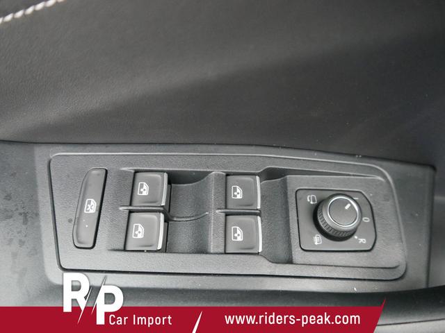 Volkswagen T-Roc Style 1,5 TSI DSG*AHK*ACC*MATRIX-LED*SHZ*PDC*KAMERA*TEMPOMAT*19-ZOLL 